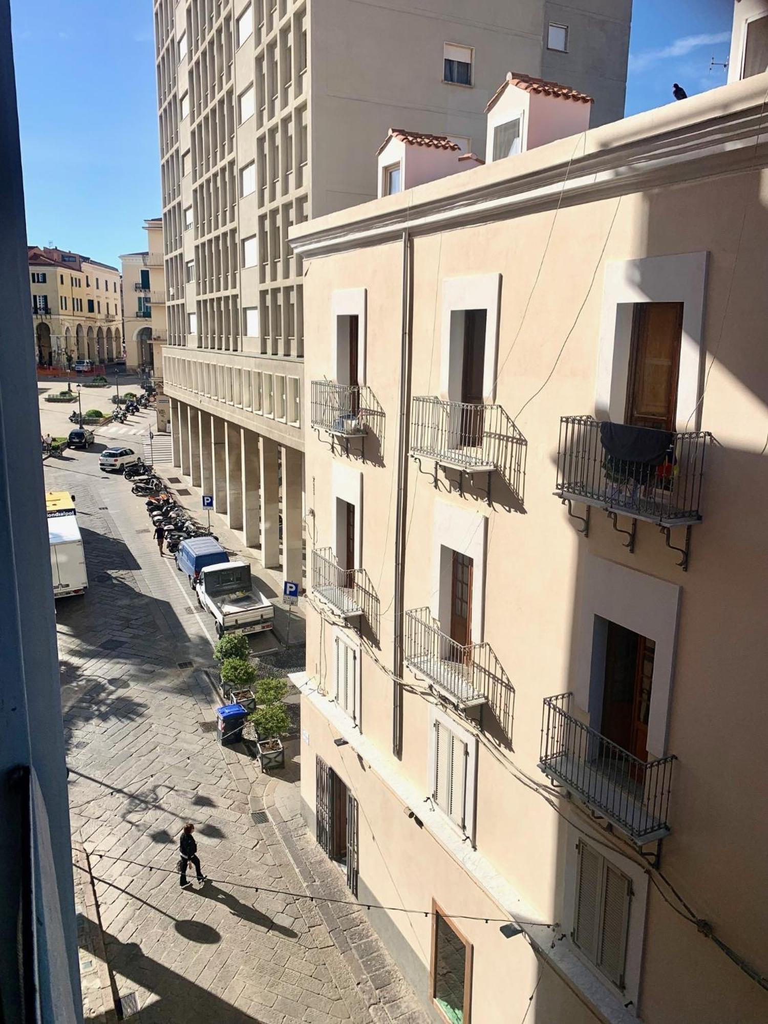 Apartament The Tower Centro - Piazza Castello Sassari Zewnętrze zdjęcie